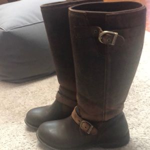 Size 10 women’s Bogs
